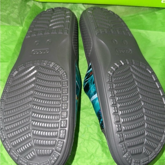 Unisex Kids' Crocs Classic Multi-Galaxy Slide Size J4 New - Picture 7 of 7